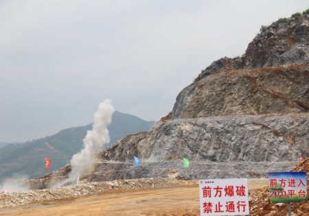 电子雷管在小断面巷道掘进爆破使用中遇到的常见问题及解决方案